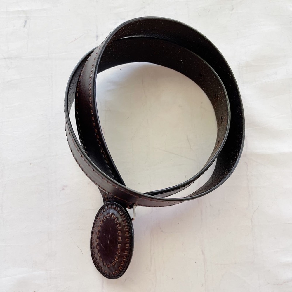 [Eddie Bauer] brown leather medallion belt womens small